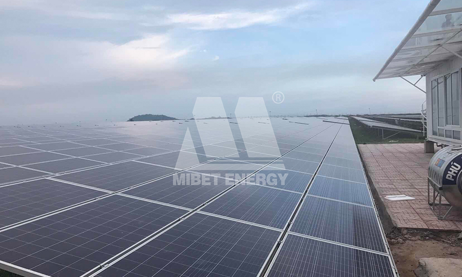 越南地面光伏支架系統(tǒng)項目