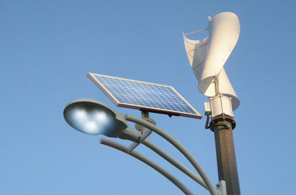 風(fēng)光互補(bǔ)是什么意思？什么是風(fēng)光互補(bǔ)路燈？