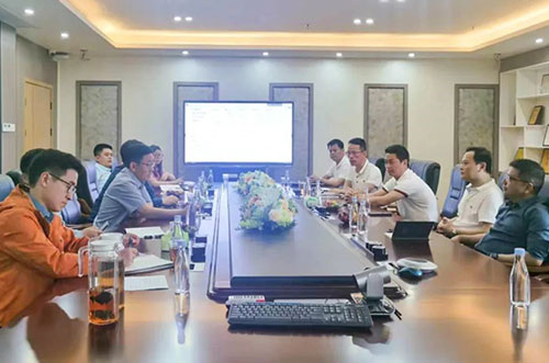 廈門市集美區副區長曾勝軍一行走訪邁貝特指導工作