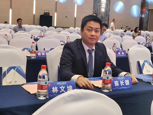 邁貝特總經理陳長馥